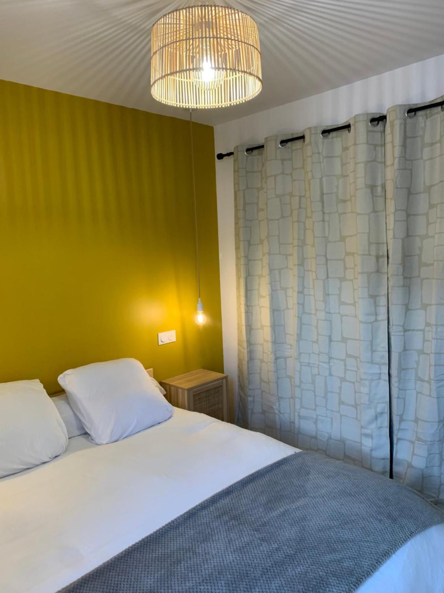 Etxatzia Apartment ลาโร ภายนอก รูปภาพ